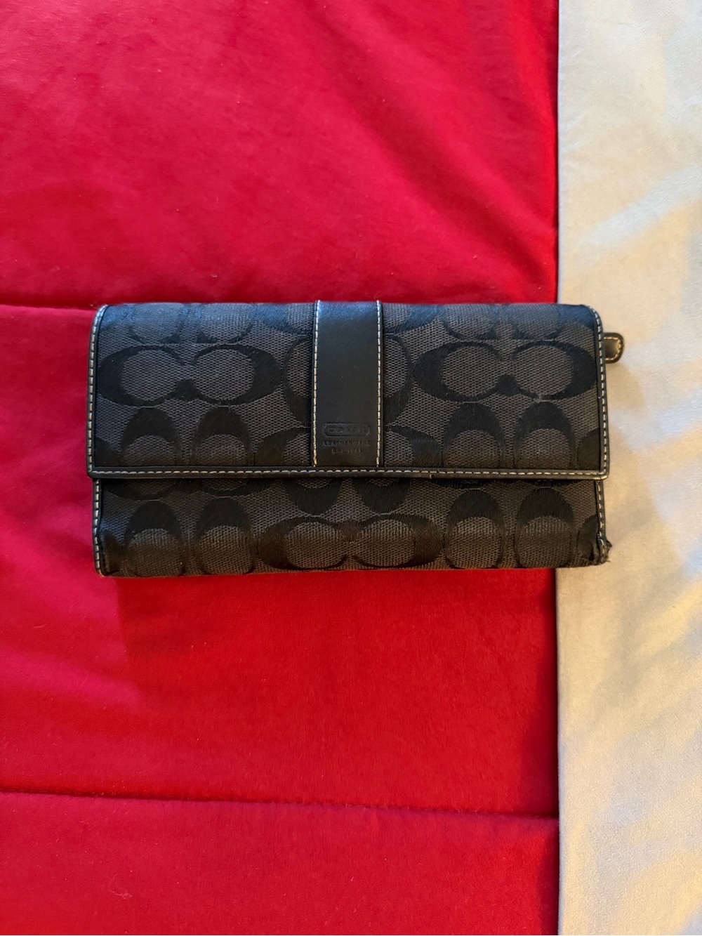 Coach Black Signature Continental Wallet with Contrast Stitching